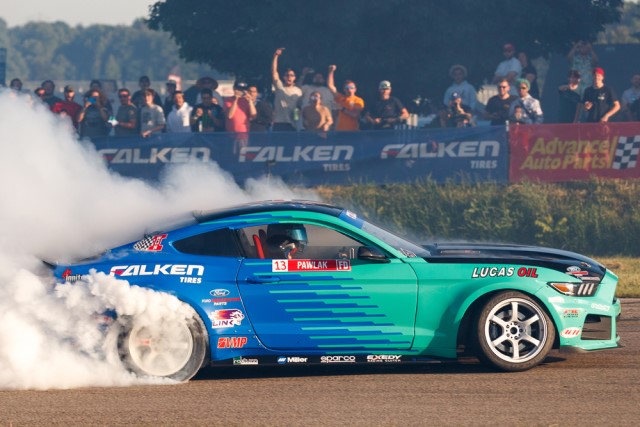 falken tires burnout at track